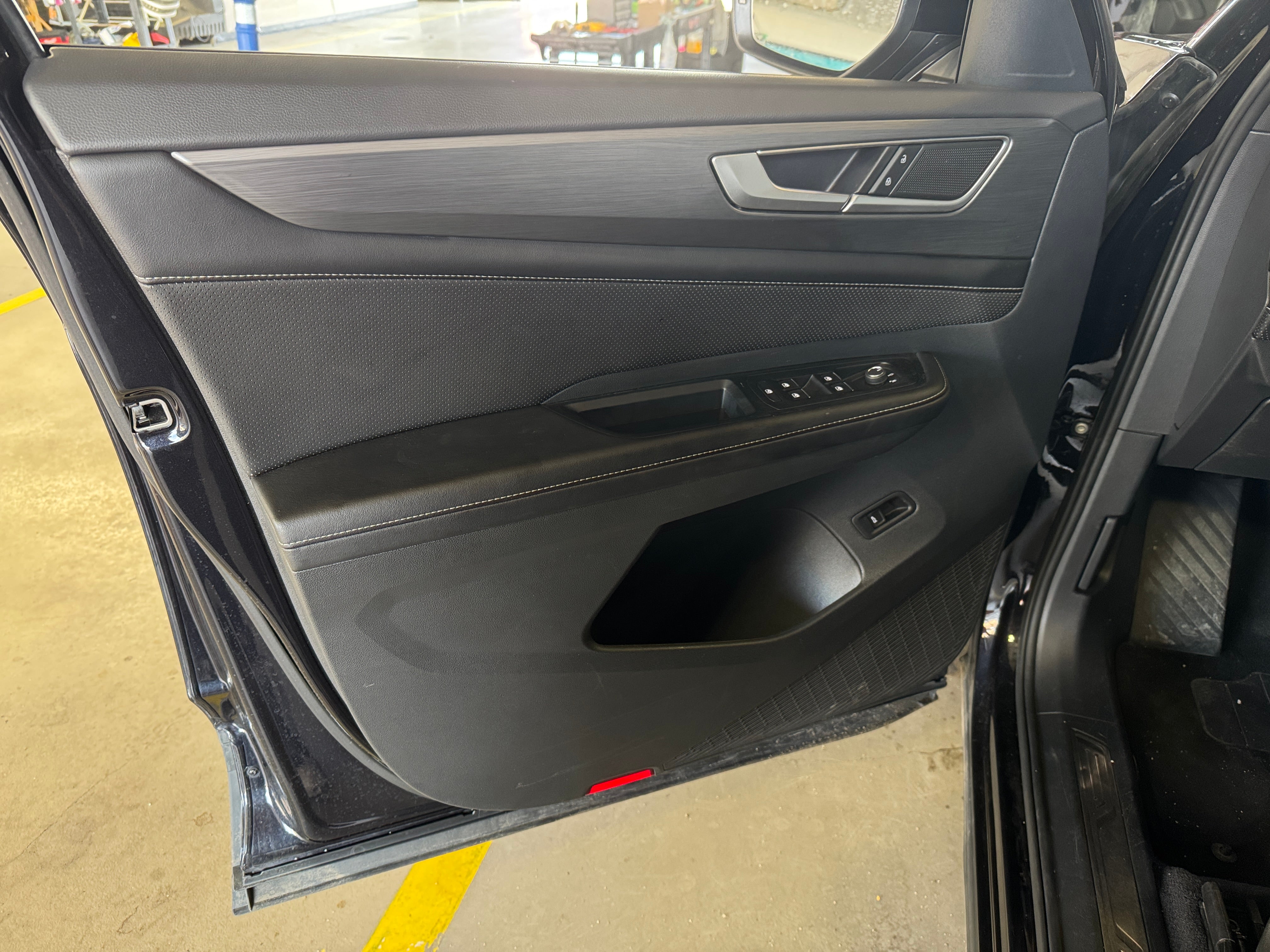 volkswagen atlas cross sport 2025 1V2HE2CA4SC201923 image
